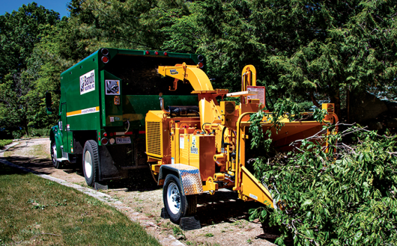 使用園林垃圾粉碎機時有哪些安全注意事項？